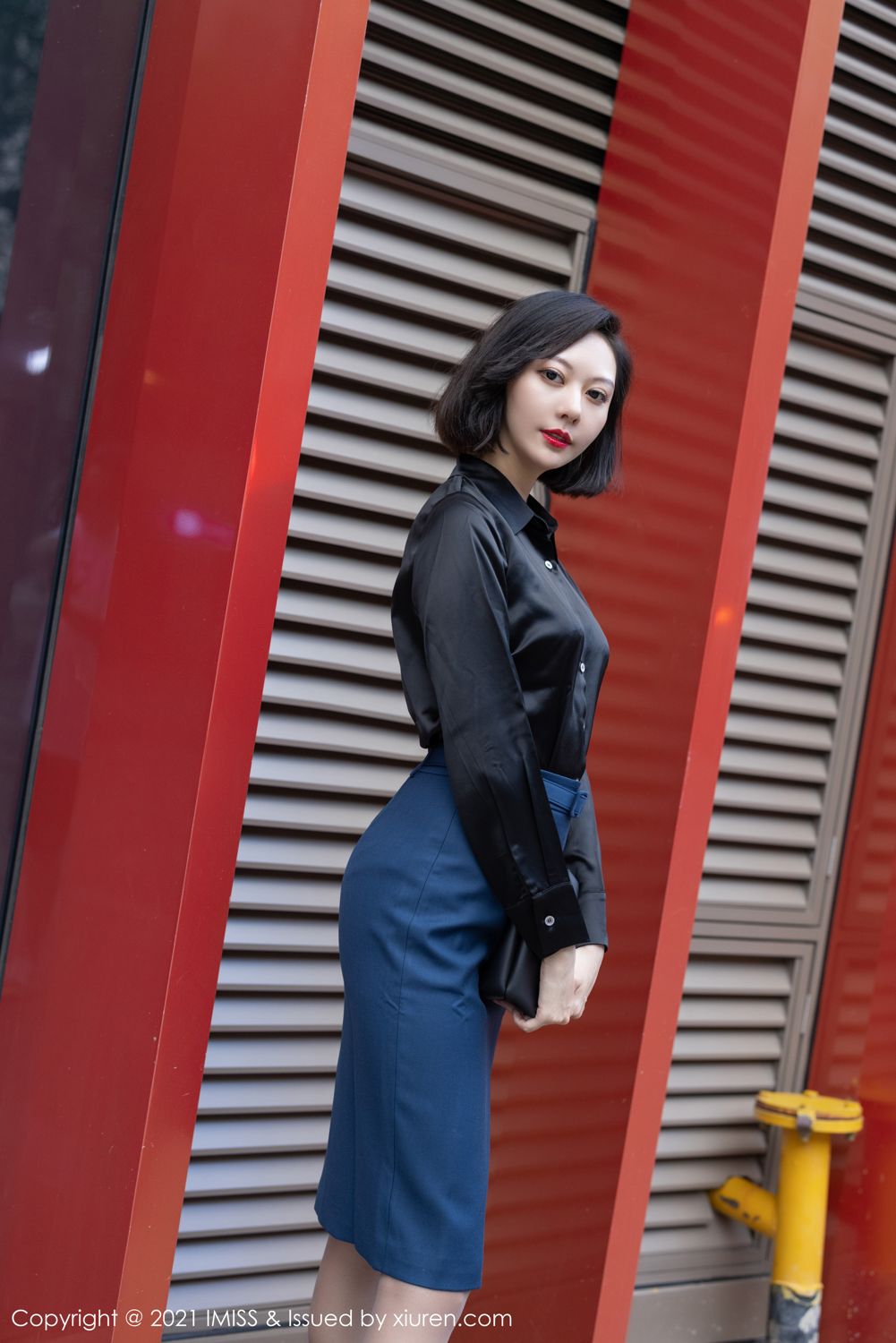 气质美女艺轩 气质袅袅撩人心扉
