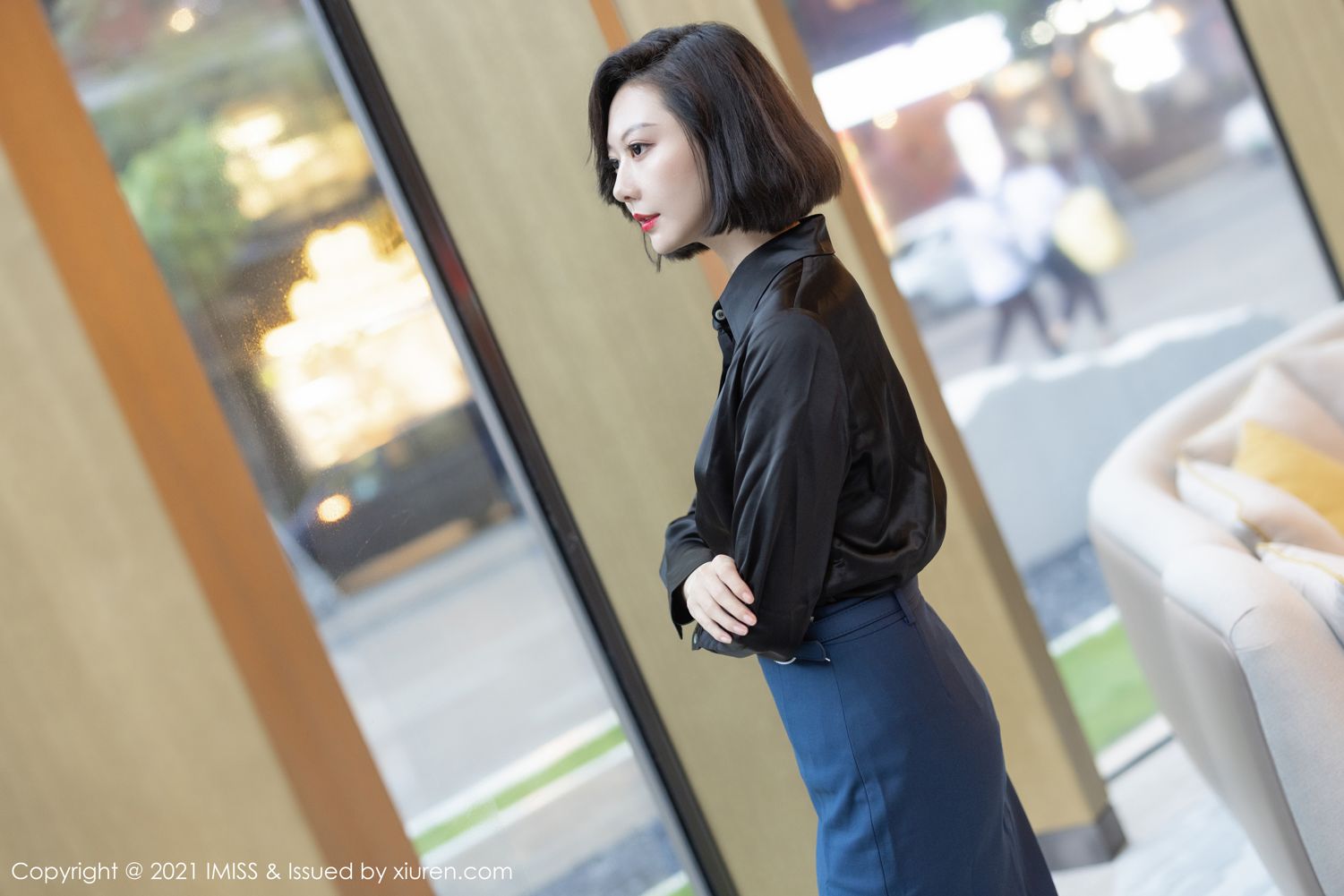 气质美女艺轩 气质袅袅撩人心扉