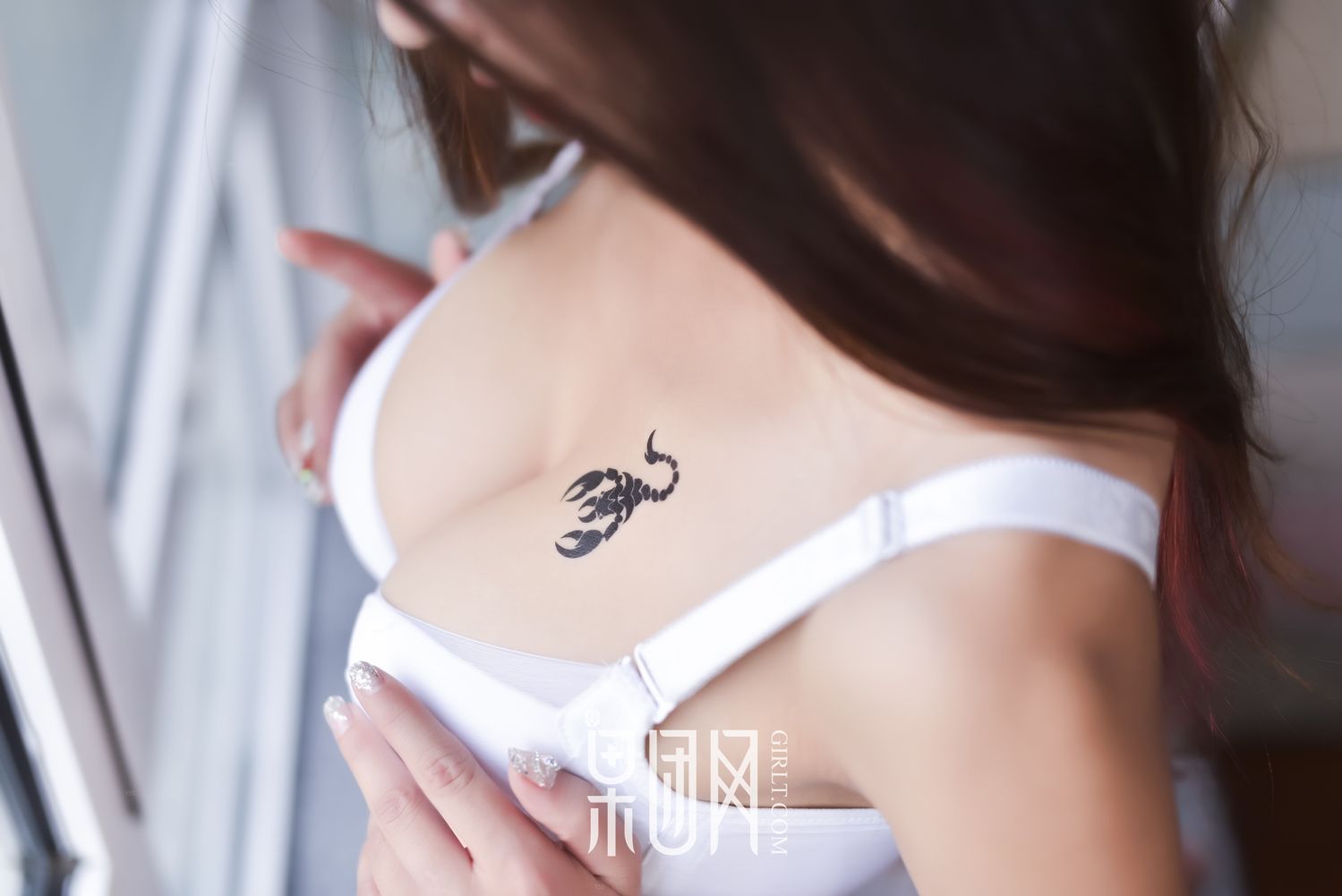 有位伊人,在水一方!果团投稿
