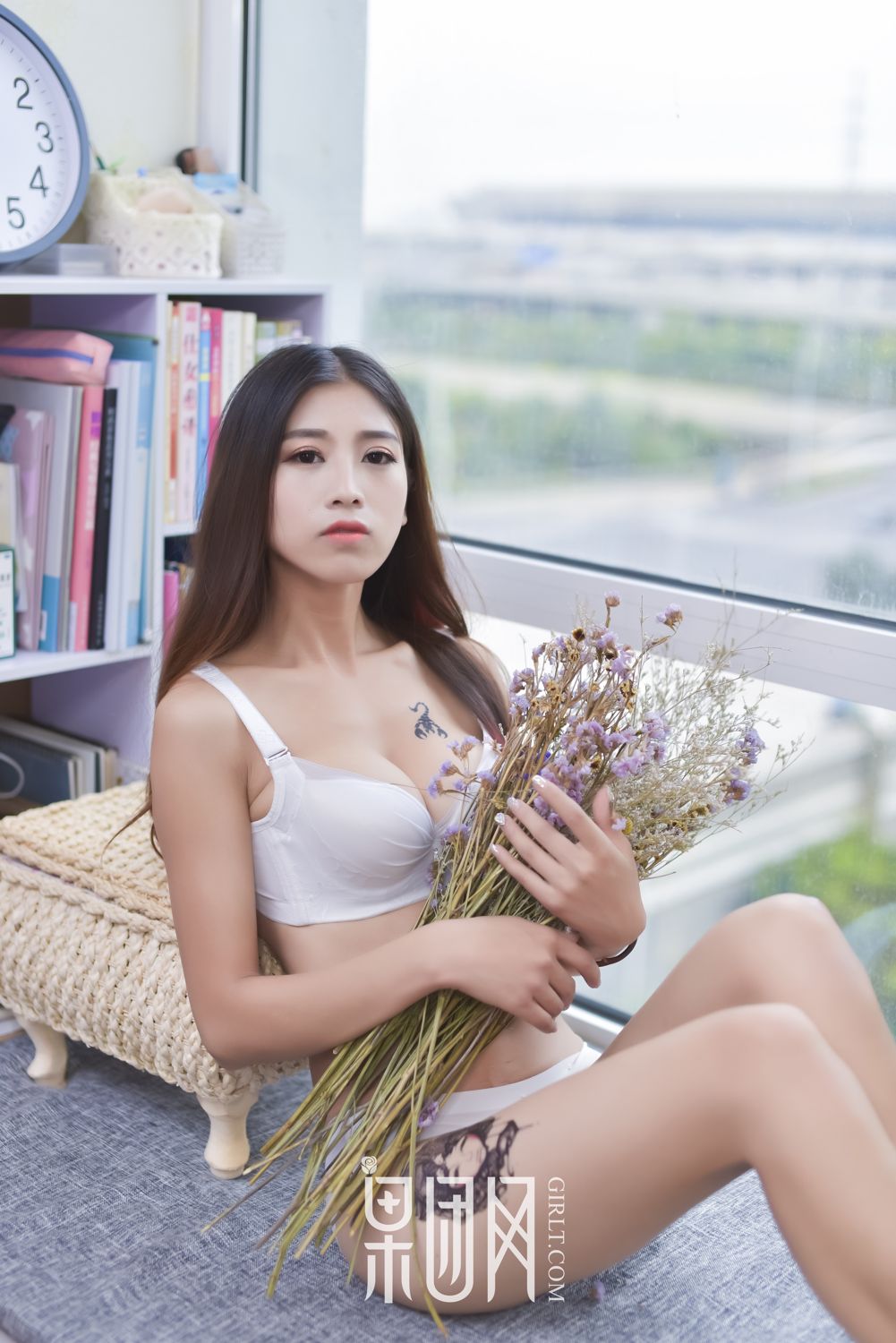 有位伊人,在水一方!果团投稿