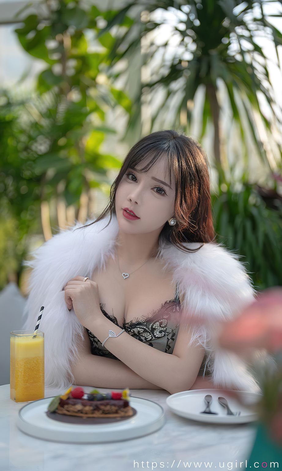 艾小青的午间香茶 又甜又美的迷人精