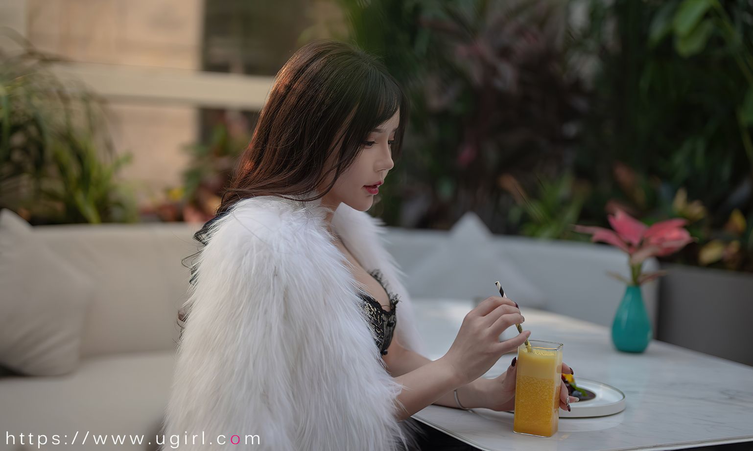 艾小青的午间香茶 又甜又美的迷人精