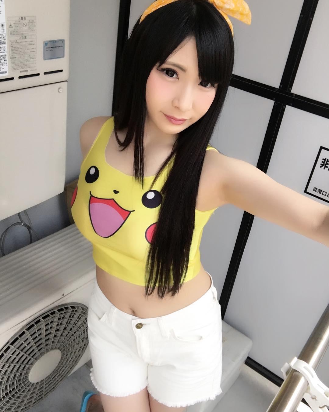 日本美女DJ Natsumi私房照