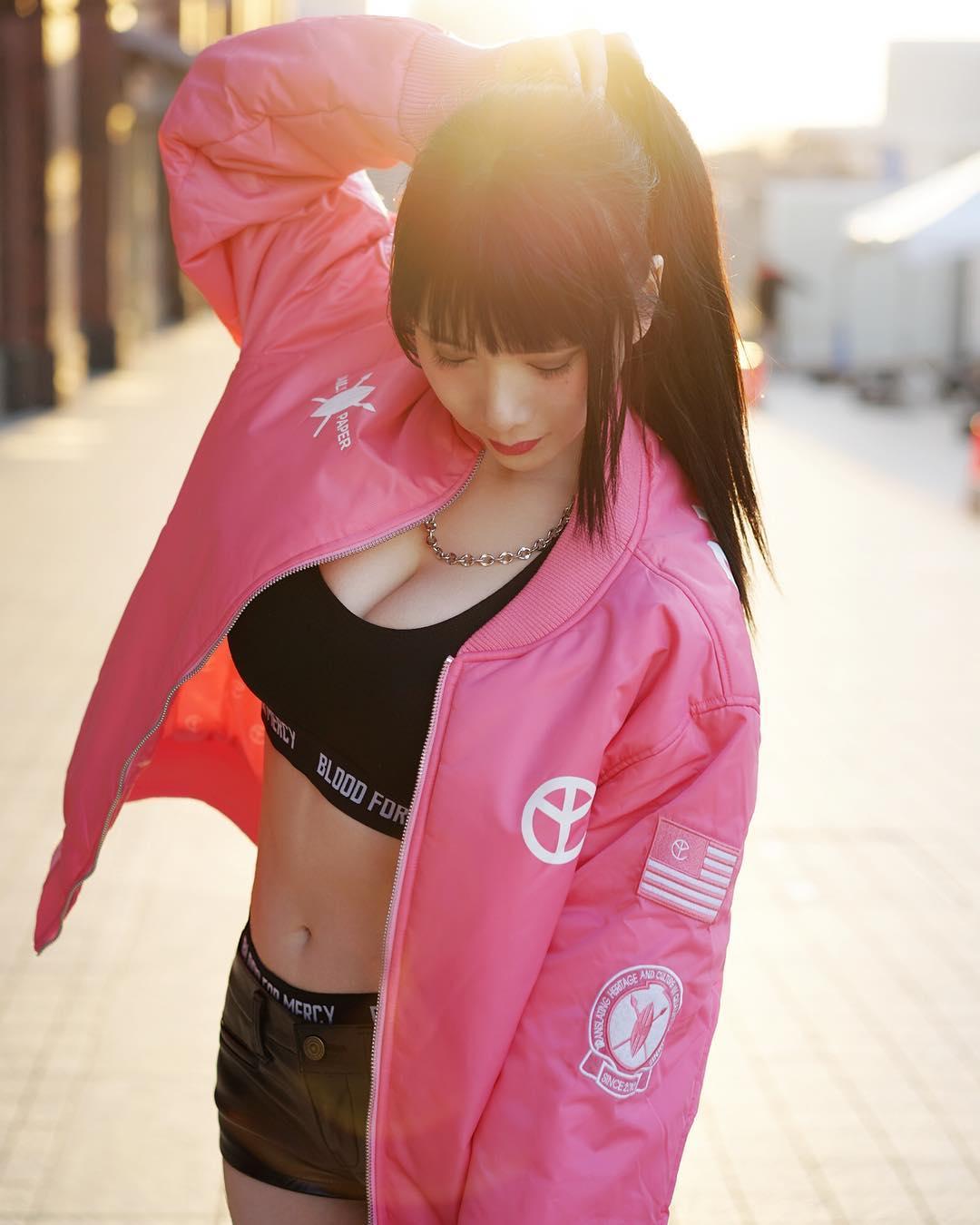 日本美女DJ Natsumi私房照