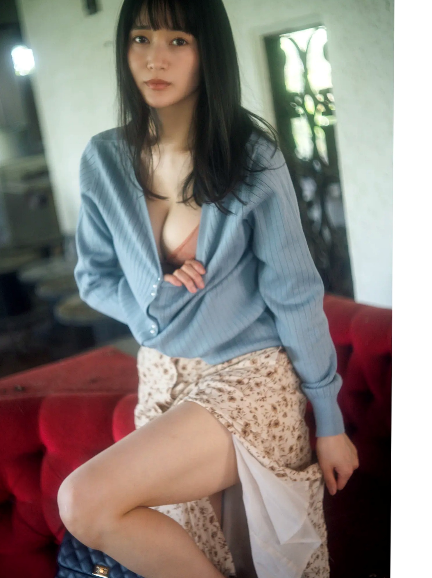 出口亜梨沙 - ESSENCE 户外蓝天性感内衣大尺度写真