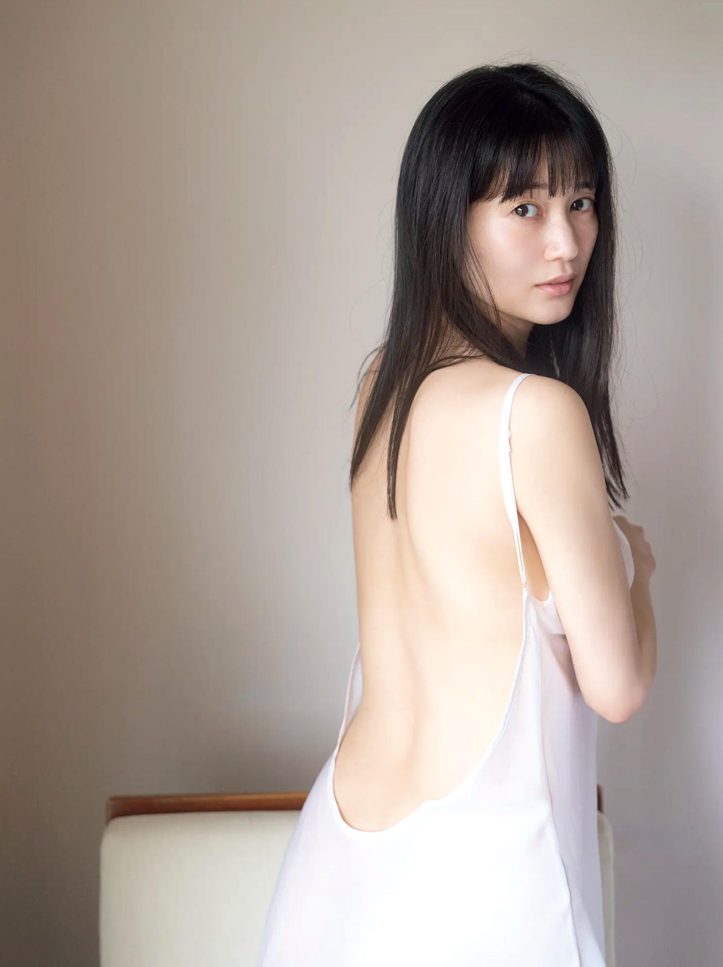 出口亜梨沙 - ESSENCE 户外蓝天性感内衣大尺度写真