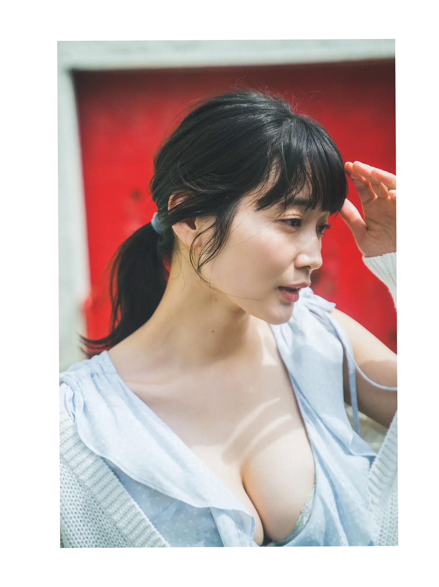 出口亜梨沙 - ESSENCE 户外蓝天性感内衣大尺度写真