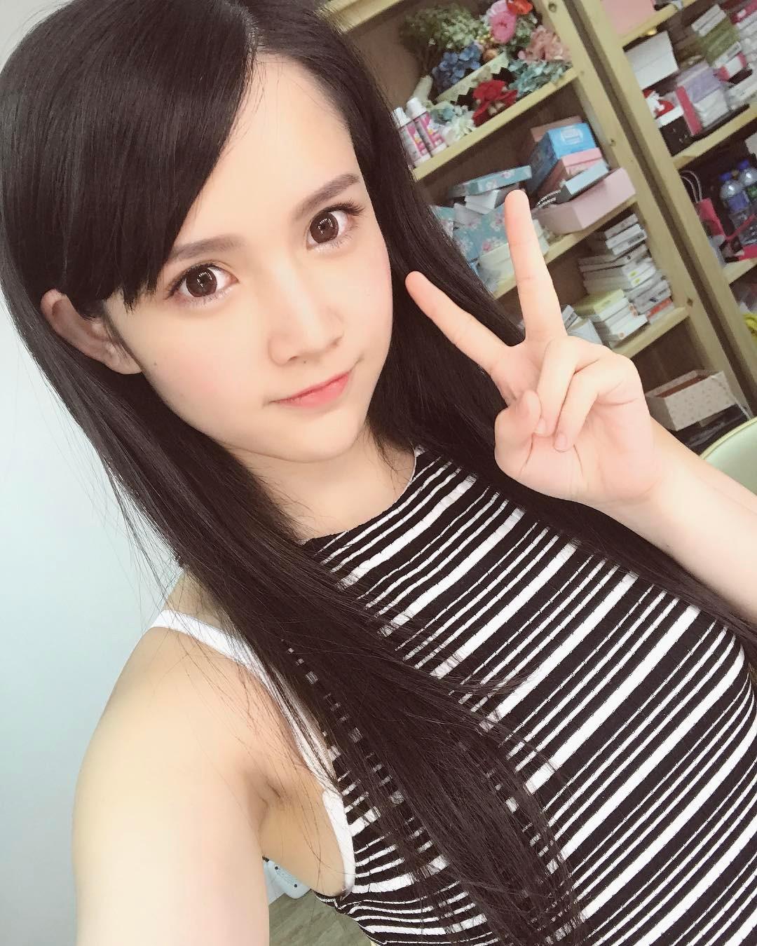 香港可爱女生Amber Chan私房照