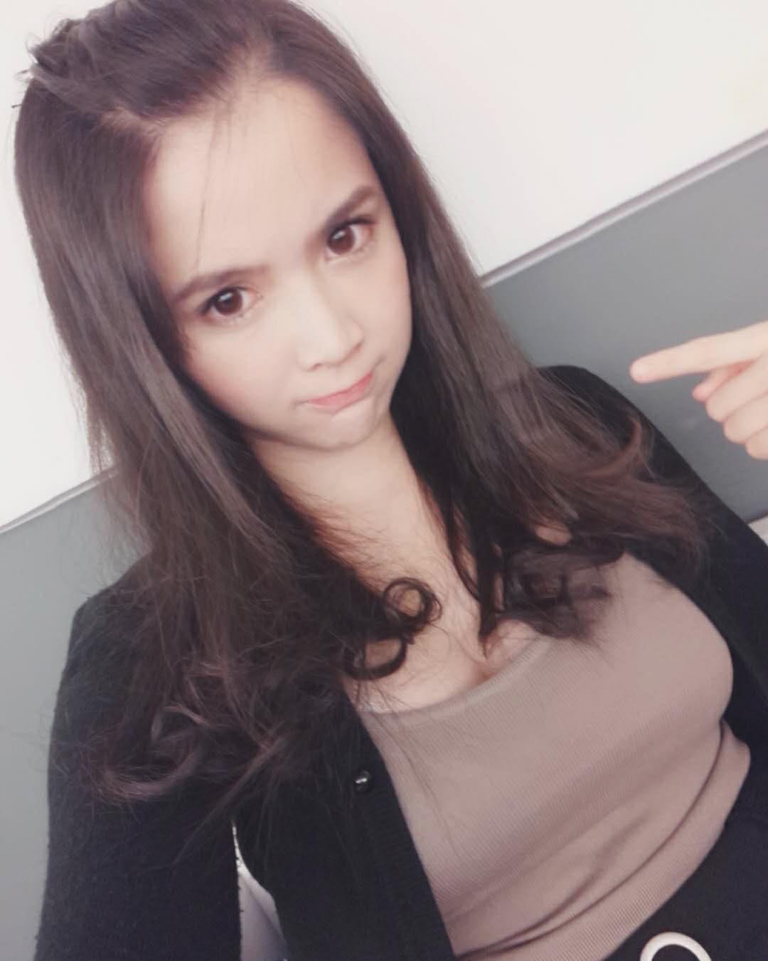 香港可爱女生Amber Chan私房照