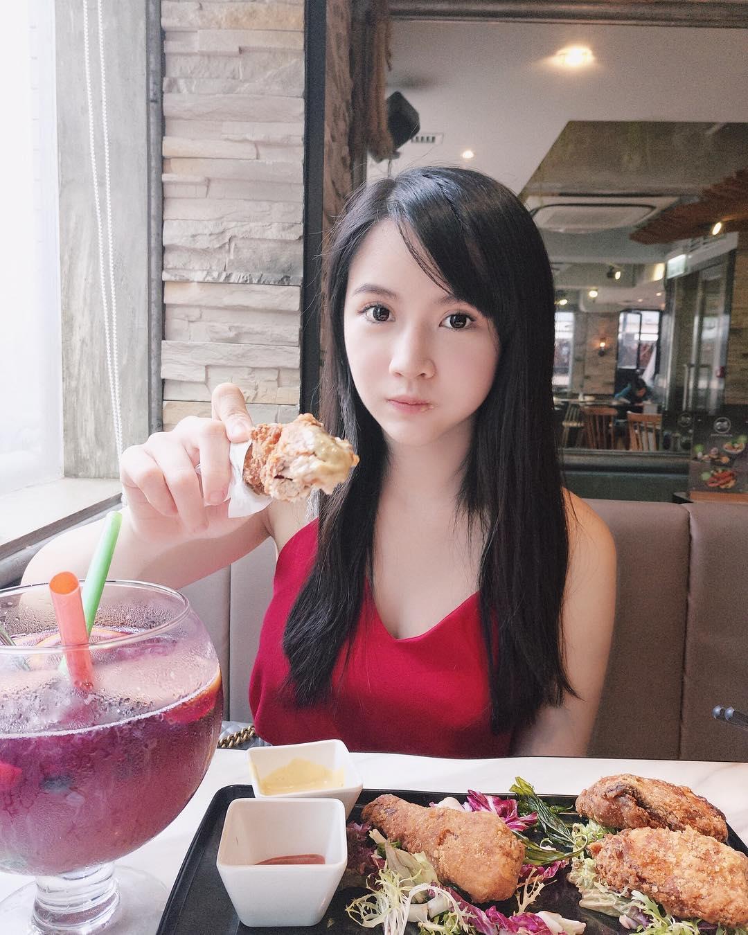 香港可爱女生Amber Chan私房照