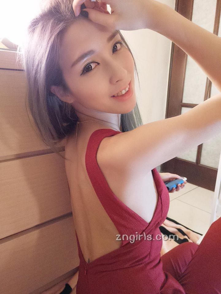 台湾正妹薇恩Vayen 绑带衣就是有魔力