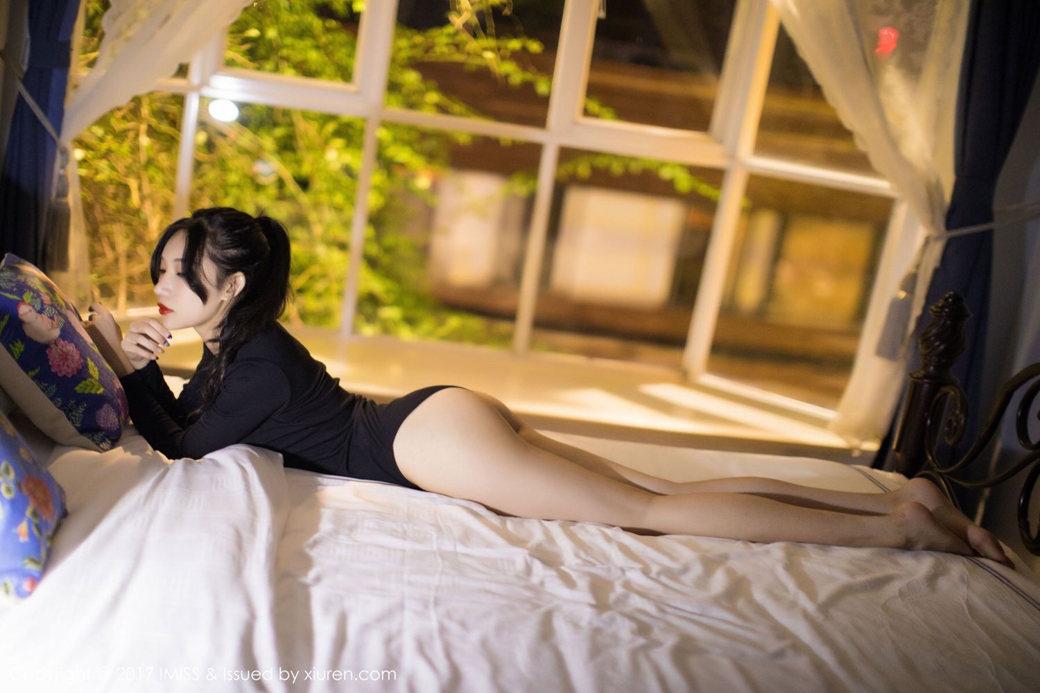 模特小狐狸Sica 黑色内衣妖娆曲线