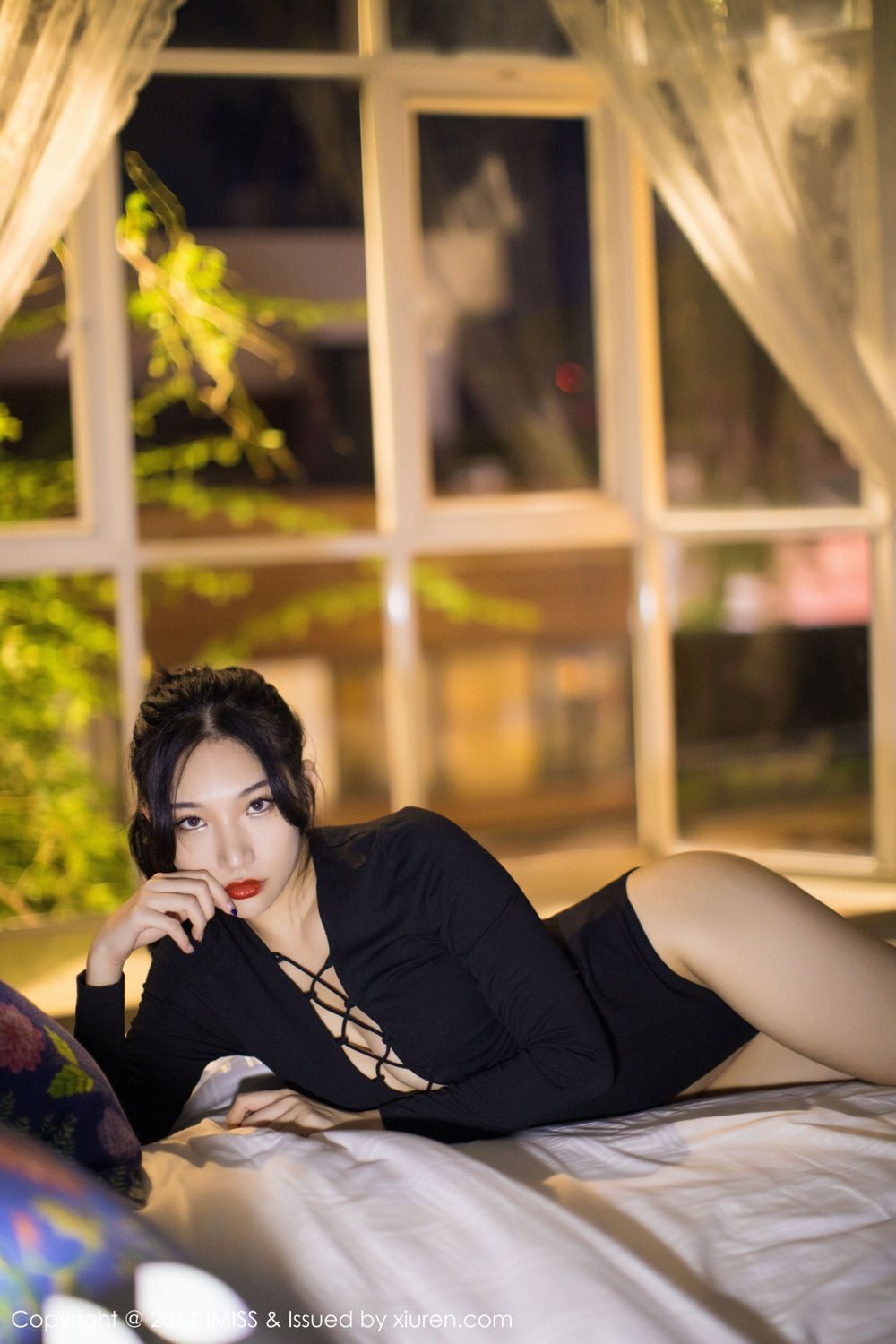 模特小狐狸Sica 黑色内衣妖娆曲线