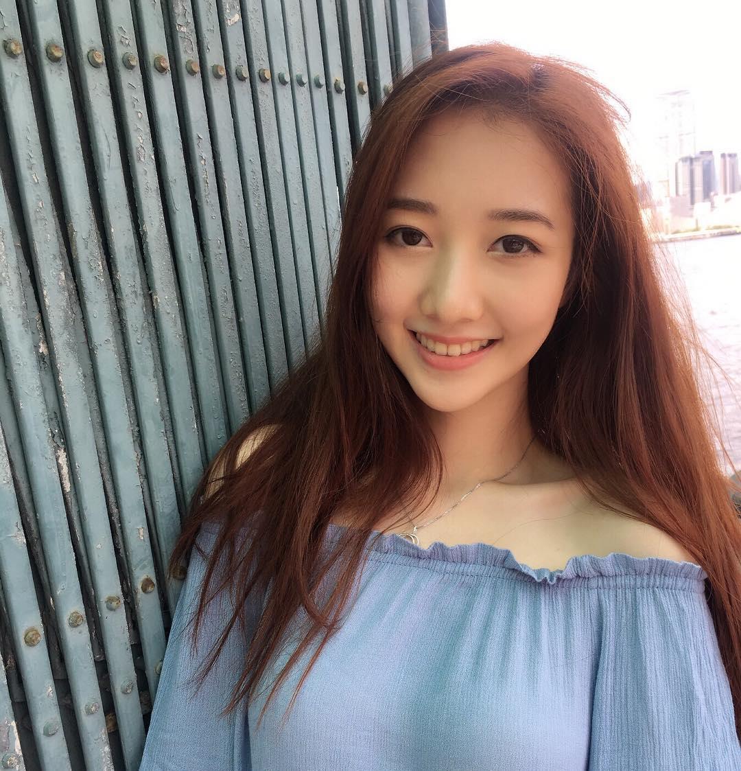港姐亚军何依婷IG私房美照