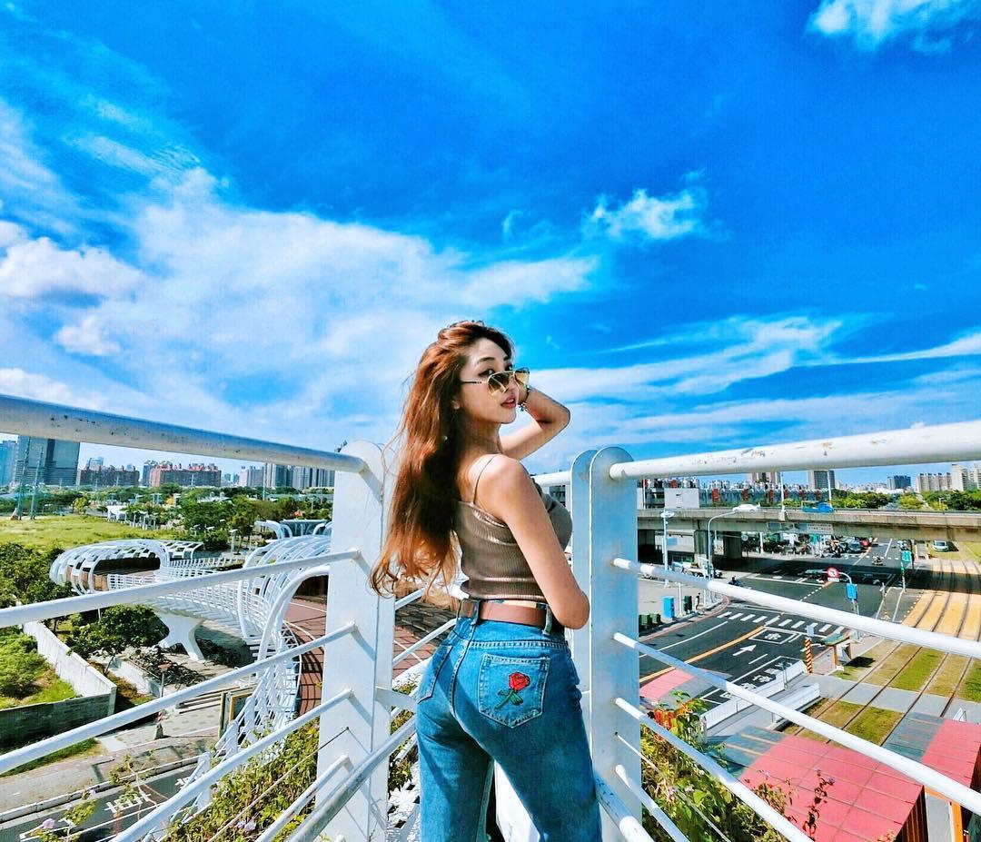 美女博客主林倩 抓住夏日的尾巴