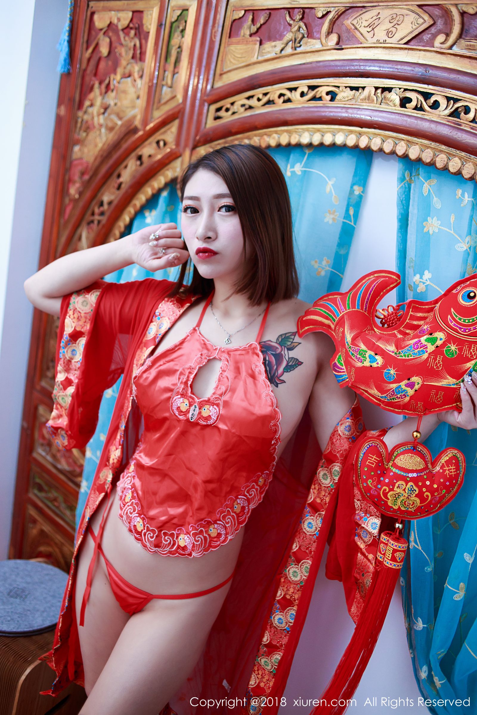 御姐范美女杜花花 新春写真特辑发布