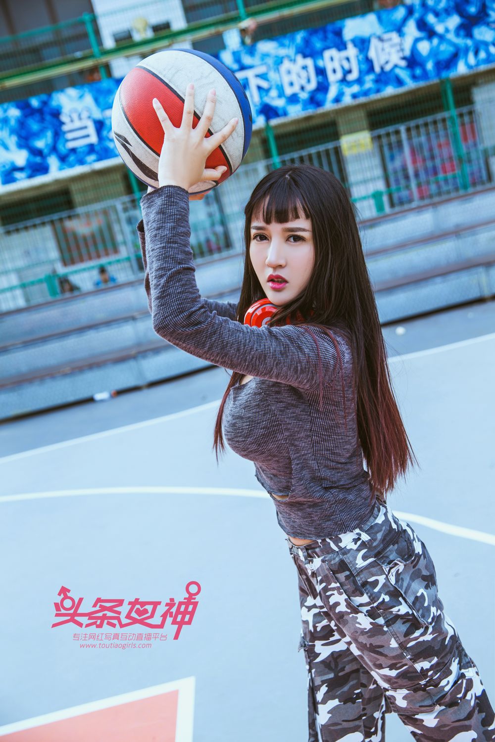 篮球美少女大晗 热爱运动酷炫无比