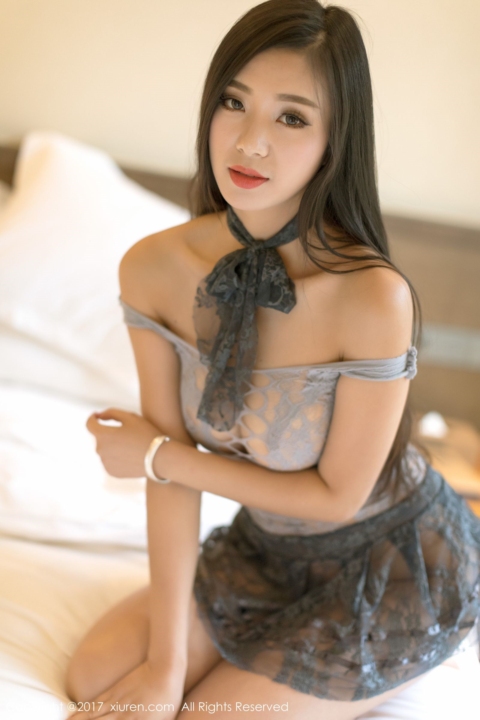 性感女神宋-Kiki 男式衬衣真空纱网