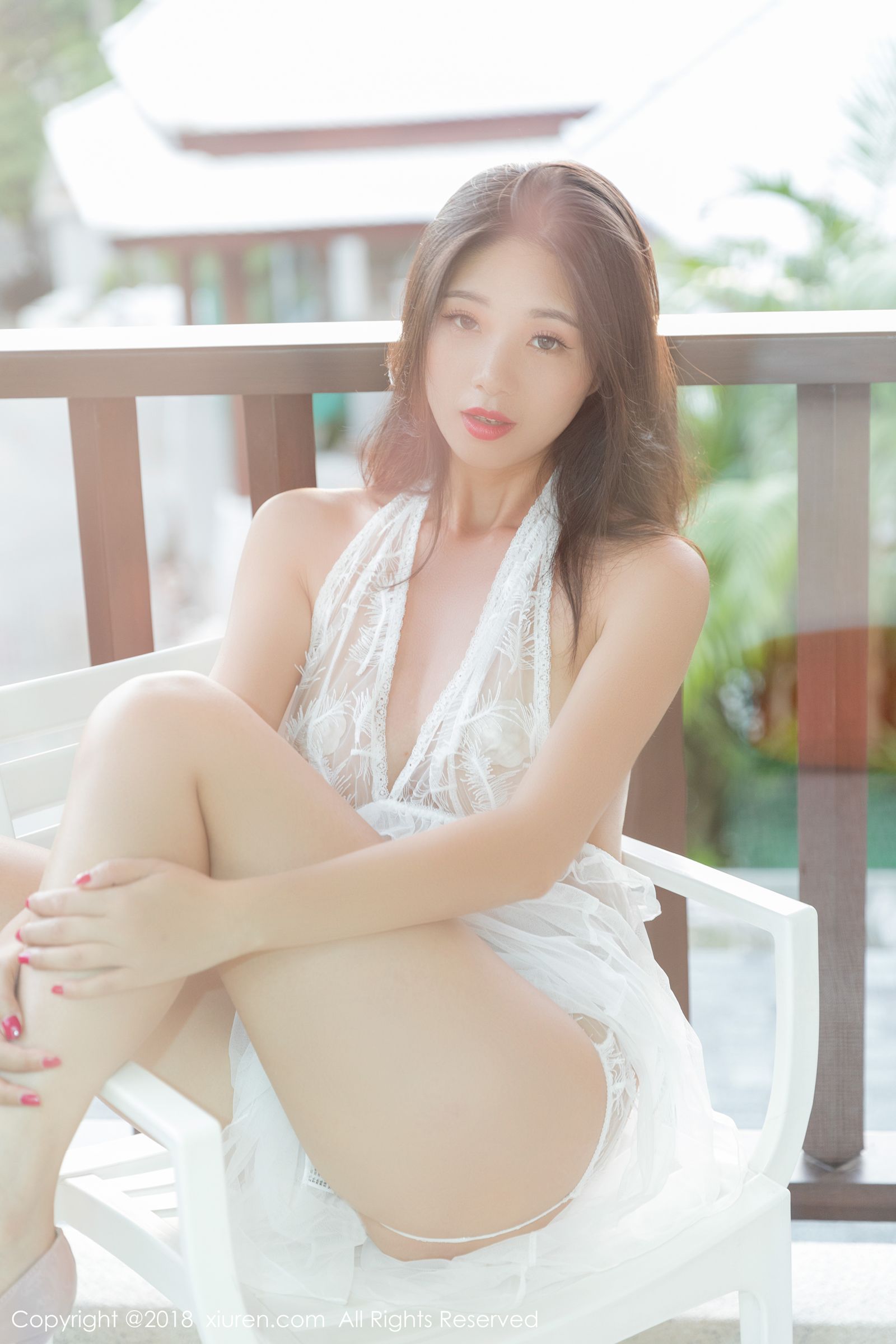 性感美女宋KiKi 复古孔雀蓝肚兜