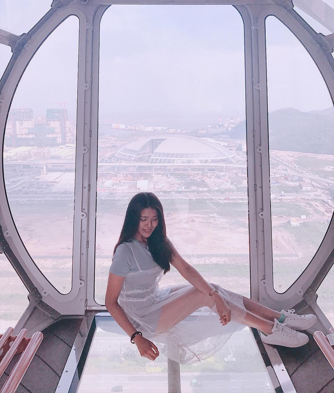 大马正妹Christine Lew 性感美腿女模