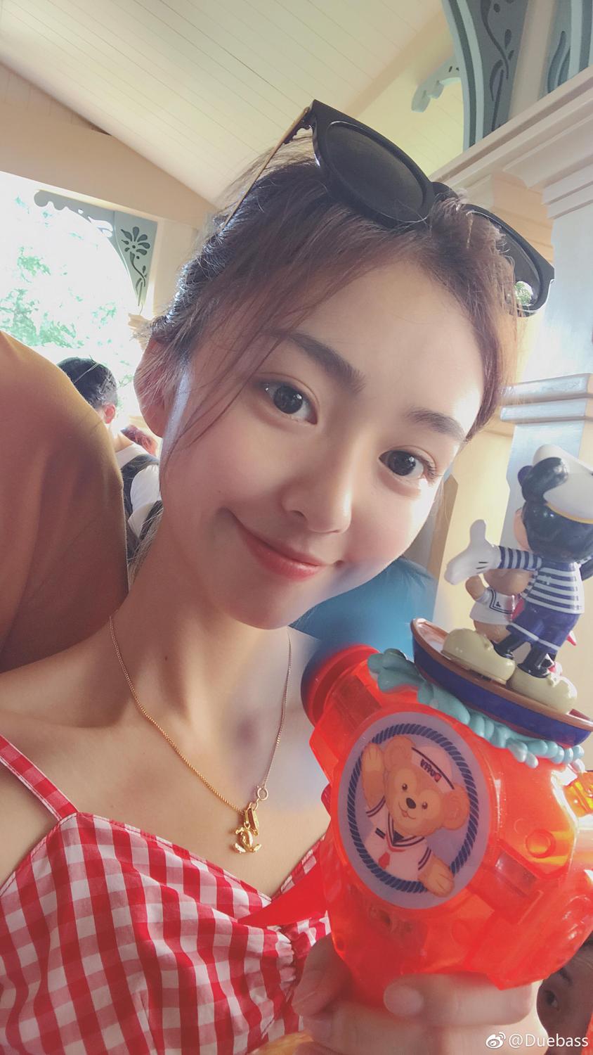清新甜美网红Duebass 2017年看过最正的妹