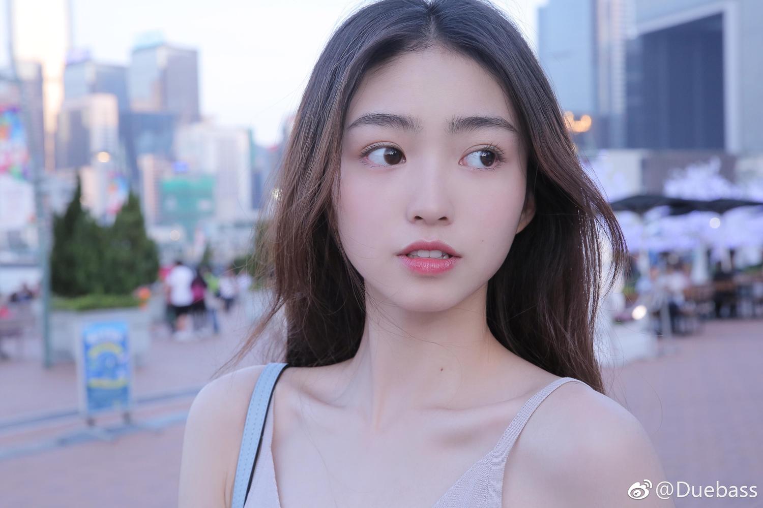 清新甜美网红Duebass 2017年看过最正的妹