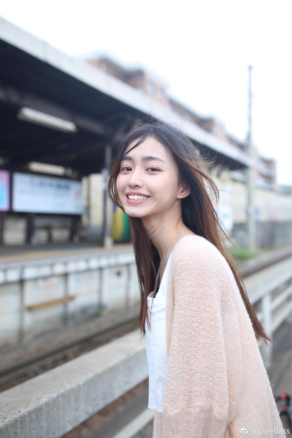 清新甜美网红Duebass 2017年看过最正的妹