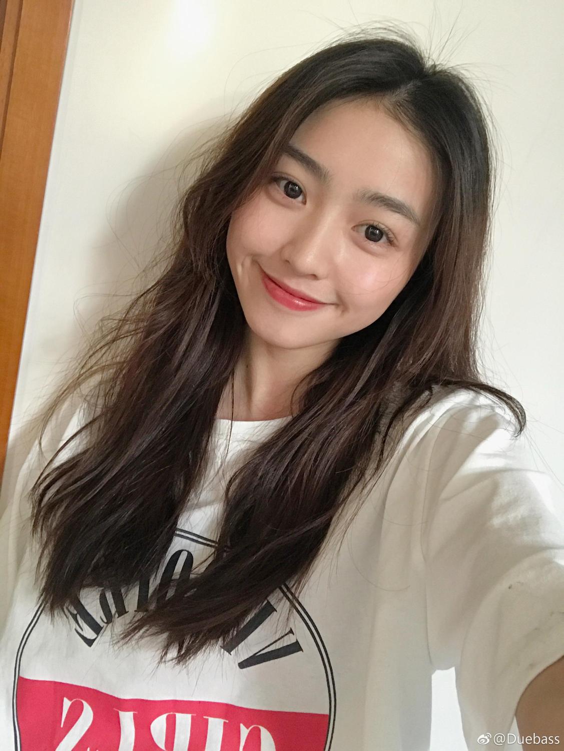 清新甜美网红Duebass 2017年看过最正的妹