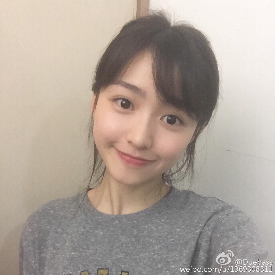 清新甜美网红Duebass 2017年看过最正的妹