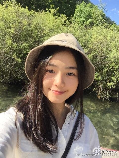 清新甜美网红Duebass 2017年看过最正的妹