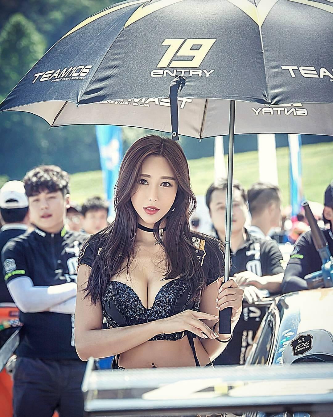 장인영- 南韩赛车女郎写真图片