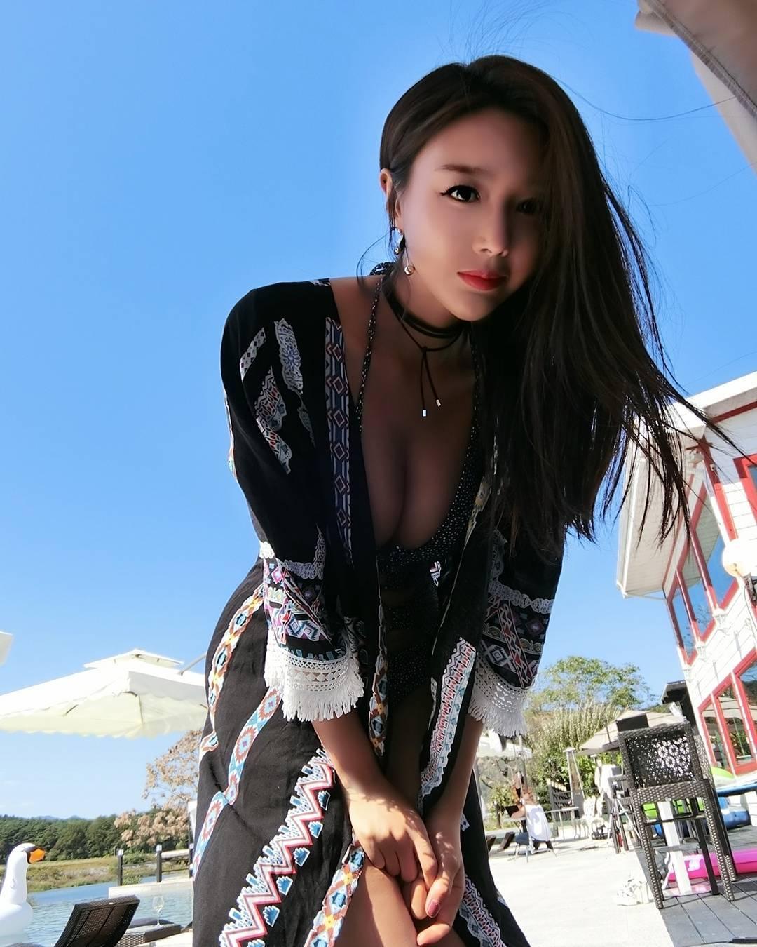장인영- 南韩赛车女郎写真图片