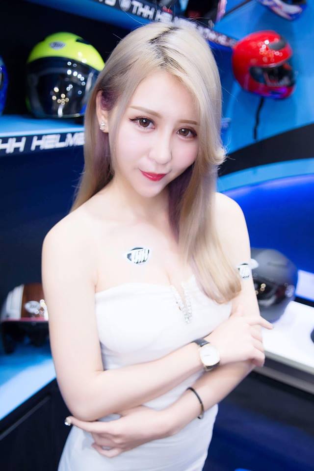 中泰混血儿雨葳Bella 五官精致皮肤白皙