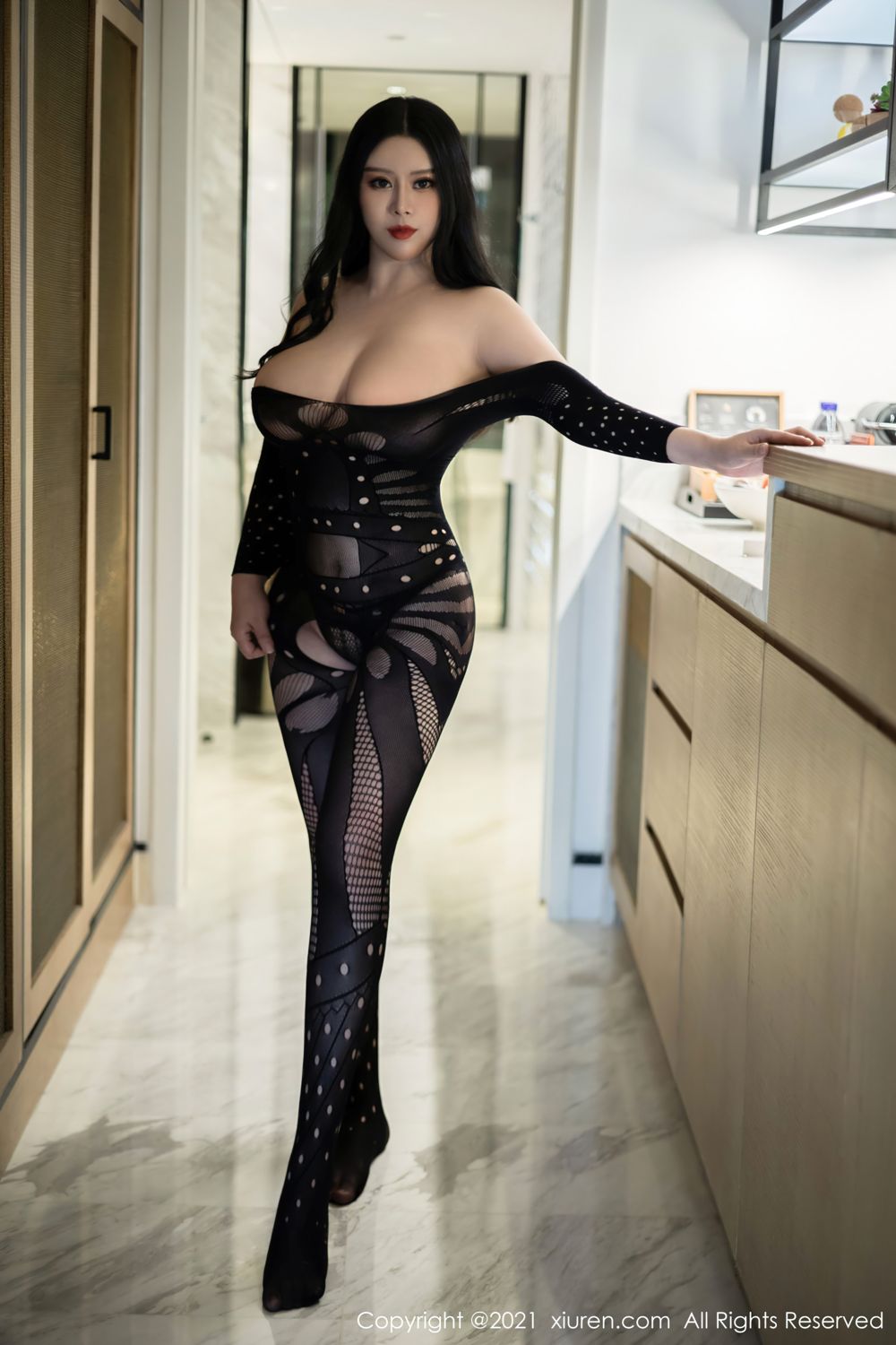 丰腴模特戴渃欣 黑色服饰系列