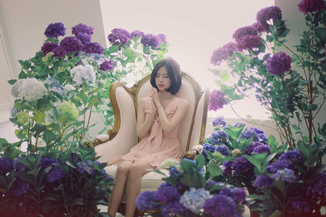 冷艳美人尹善英 洋装美照惹人爱