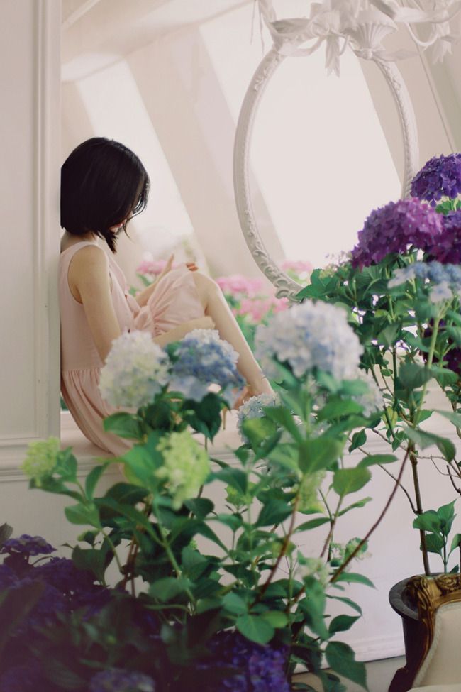 冷艳美人尹善英 洋装美照惹人爱