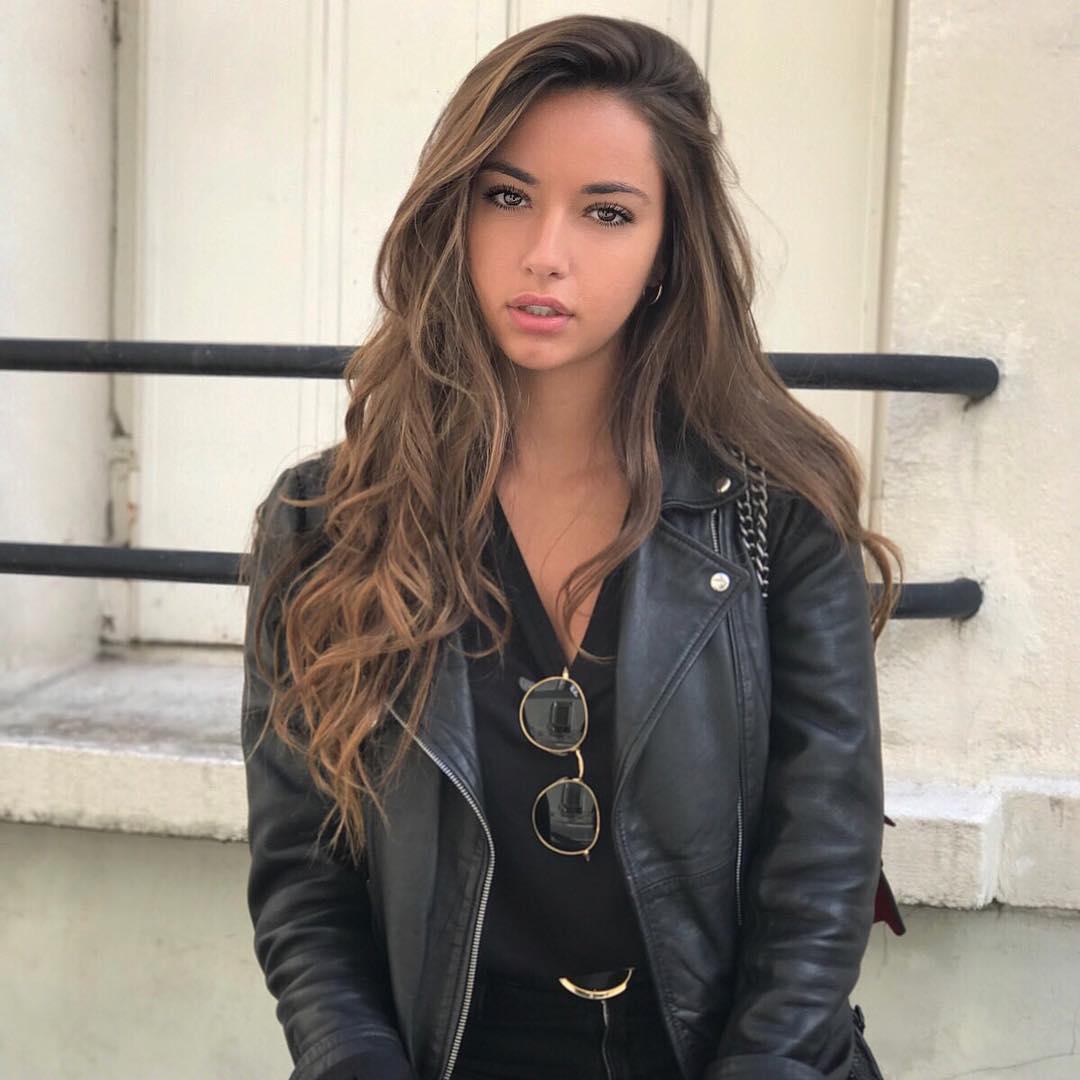 法国甜心Axelle Pruneaux 爱笑的眼睛会勾人