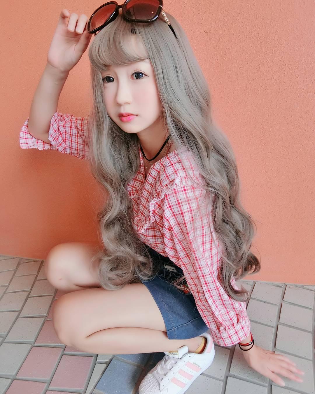 超甜美萌妹周奕瑜 深藏不露的好身材