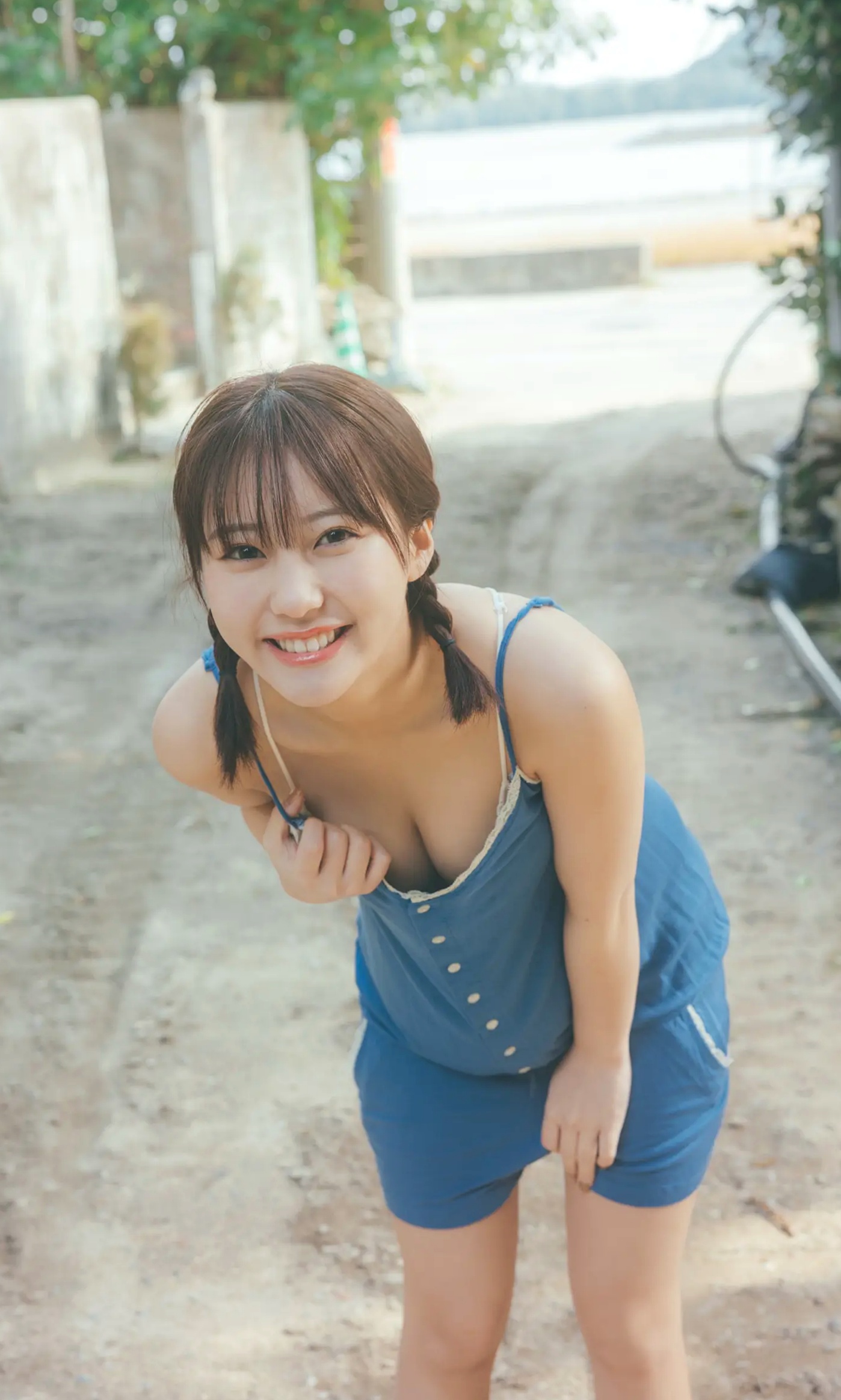 田中美久 - キミの街まで 海边沙滩红色比基尼与性感私房写真