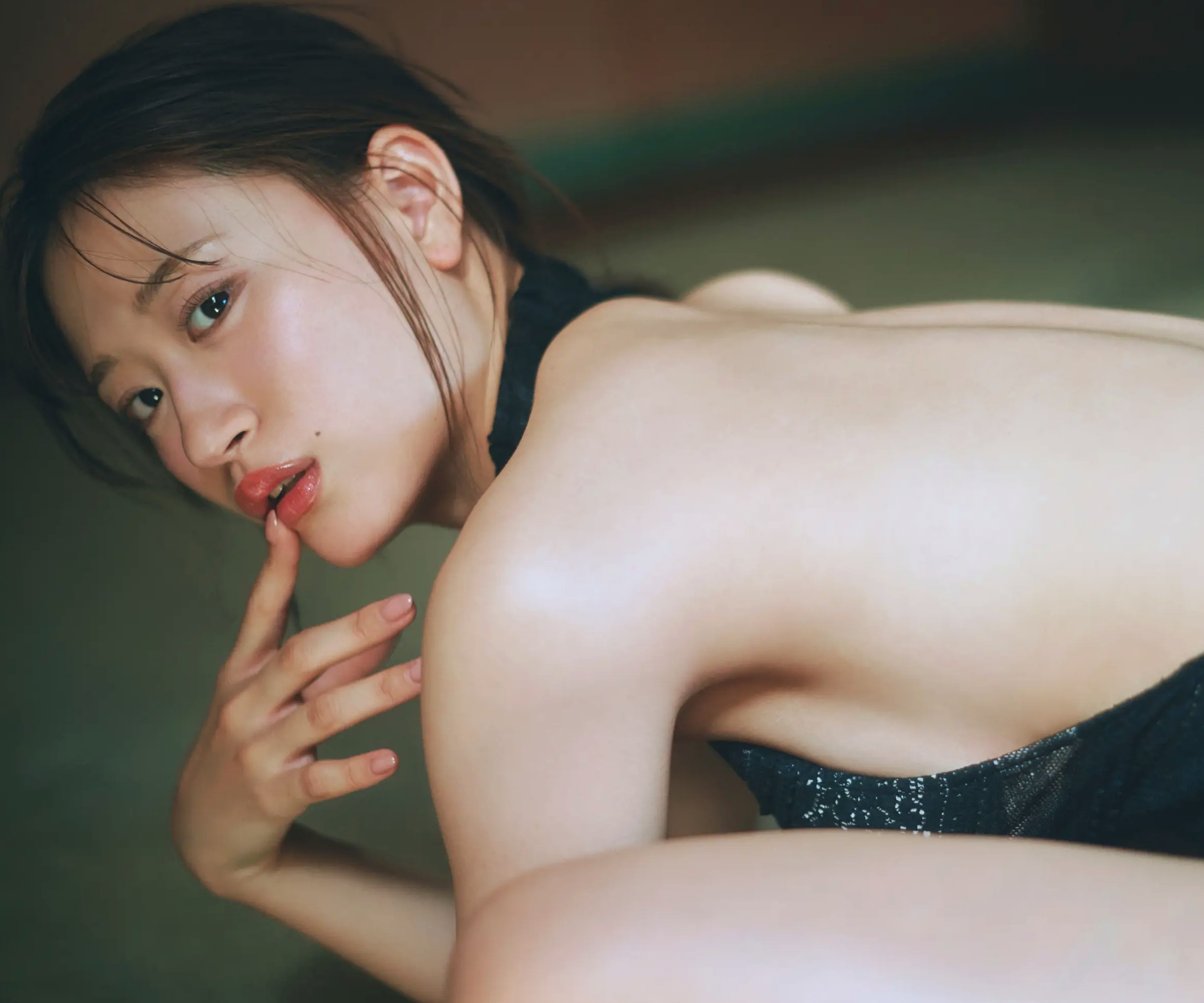上西怜 - 再会~prologue~ 日本性感写真 阳光沙滩比基尼与湿身诱惑