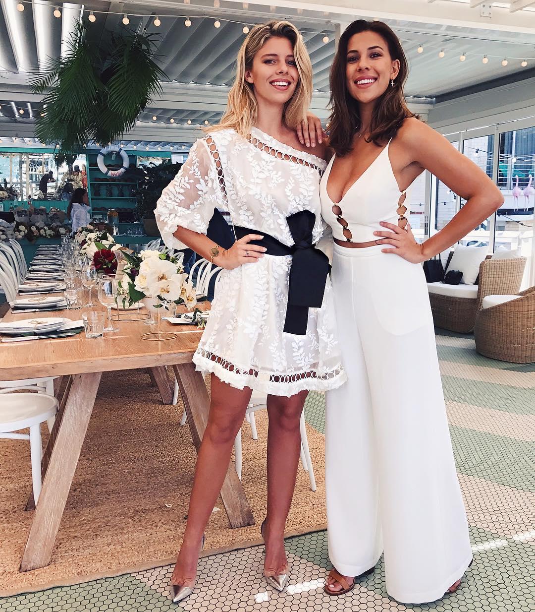 Devin Brugman&Natasha Oakley 加澳姐妹花比基尼合集