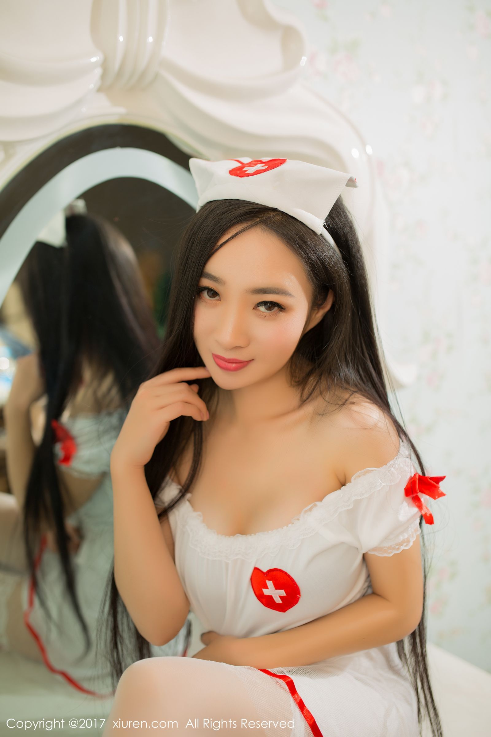 新人模特艾儿521 性感护士制服