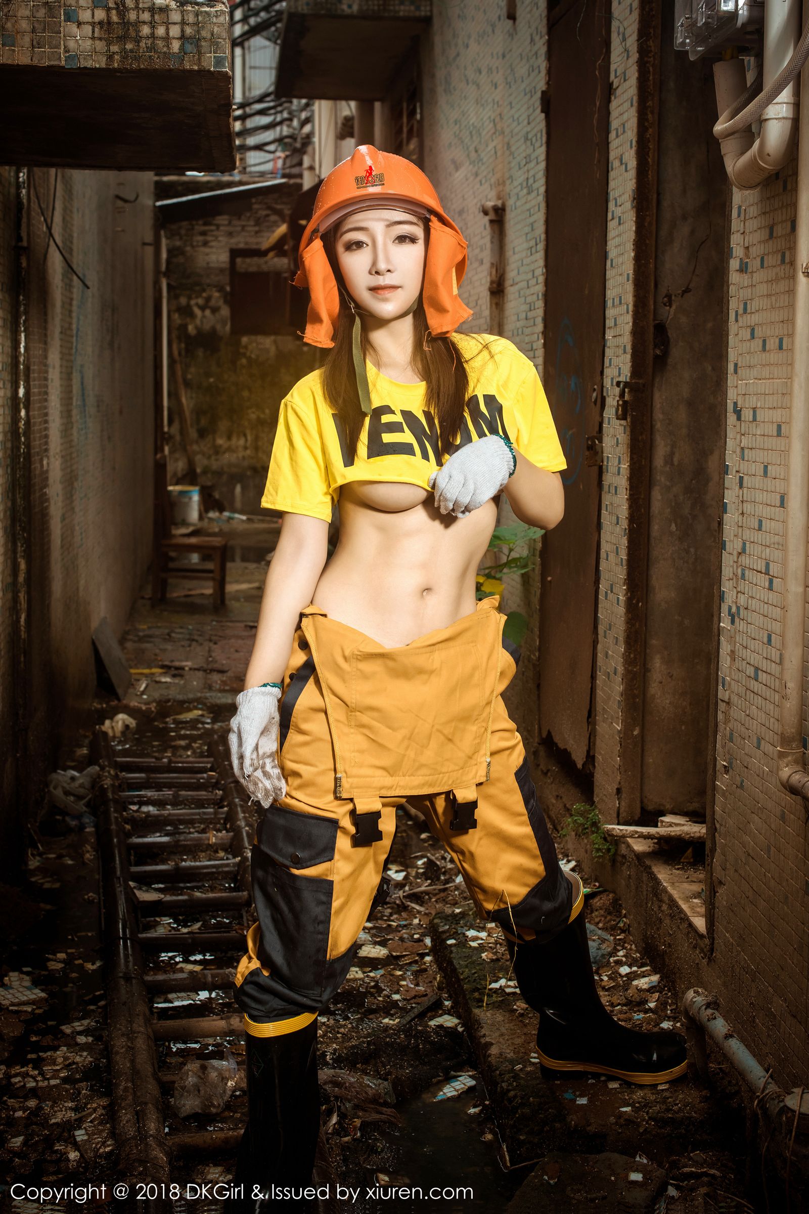 娇艳美人媛美人 工装出动性感狂野