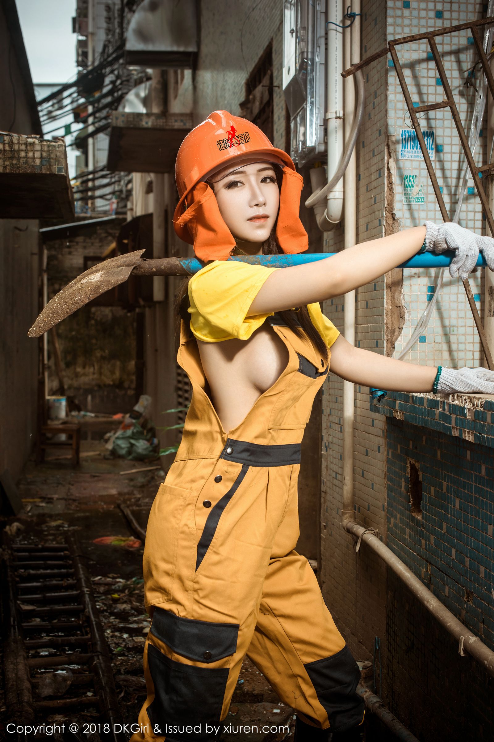 娇艳美人媛美人 工装出动性感狂野