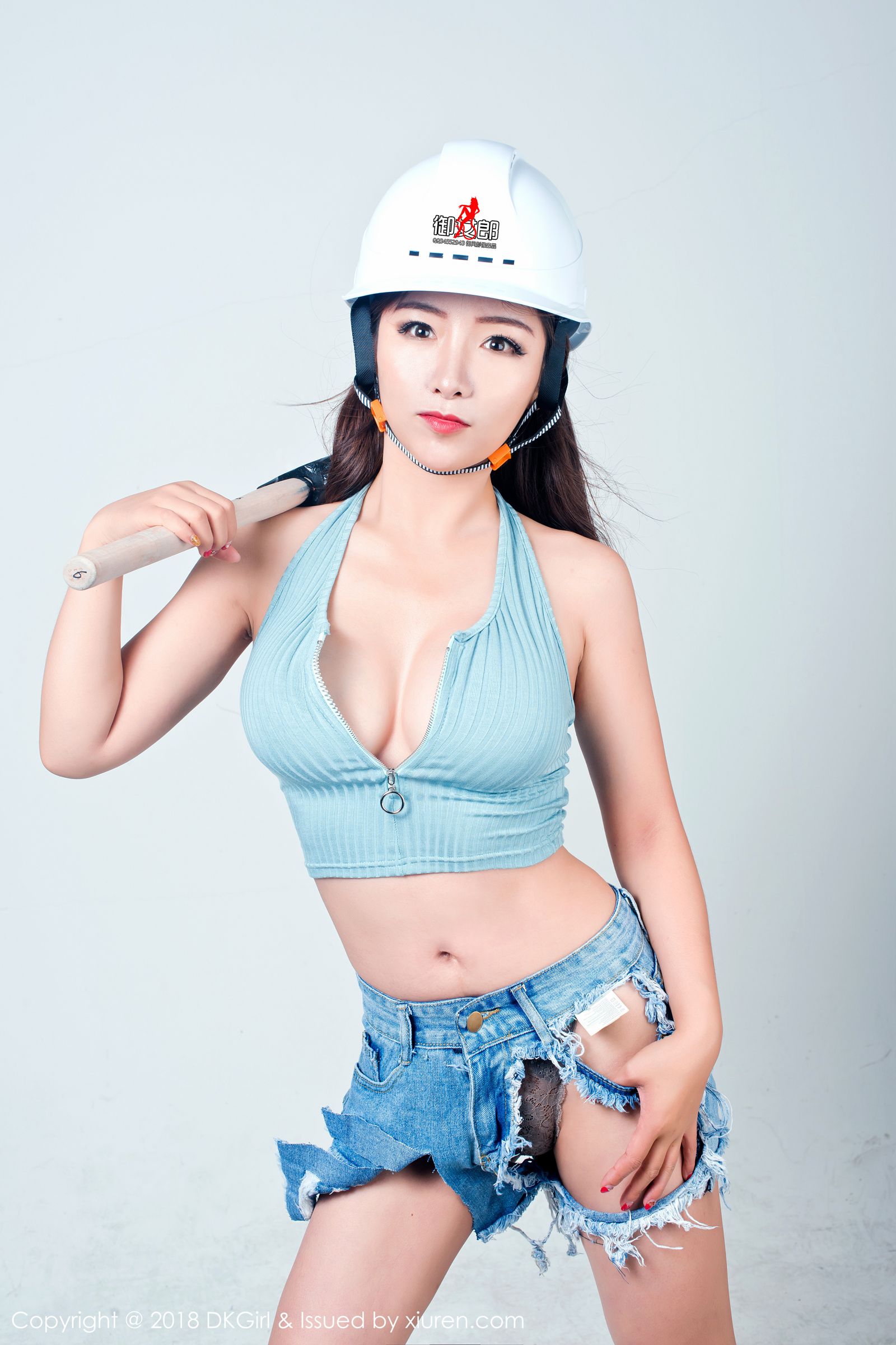 娇艳美人媛美人 工装出动性感狂野