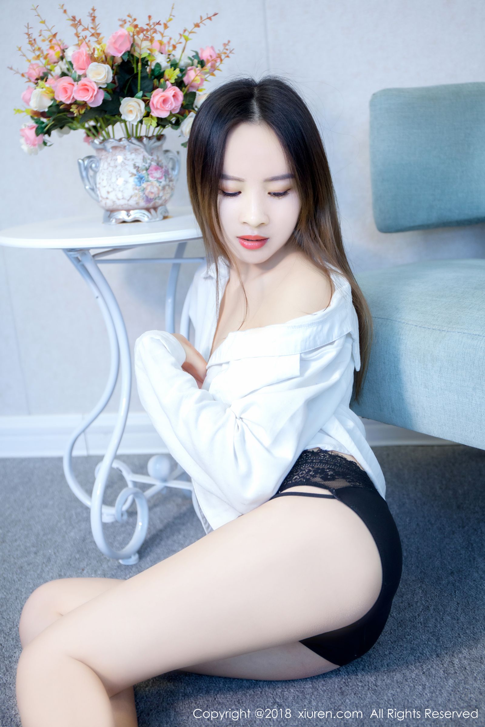 新晋模特涵涵猫 诱惑黑丝含苞待放