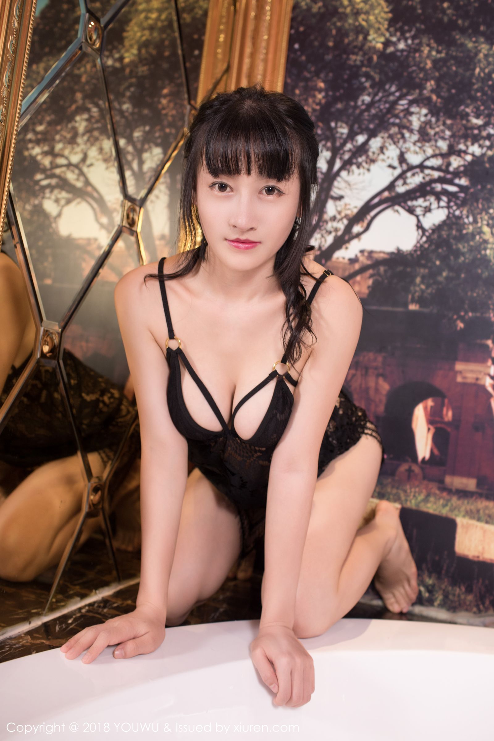 与小探戈相约浴室 媚态姿势美妙异常