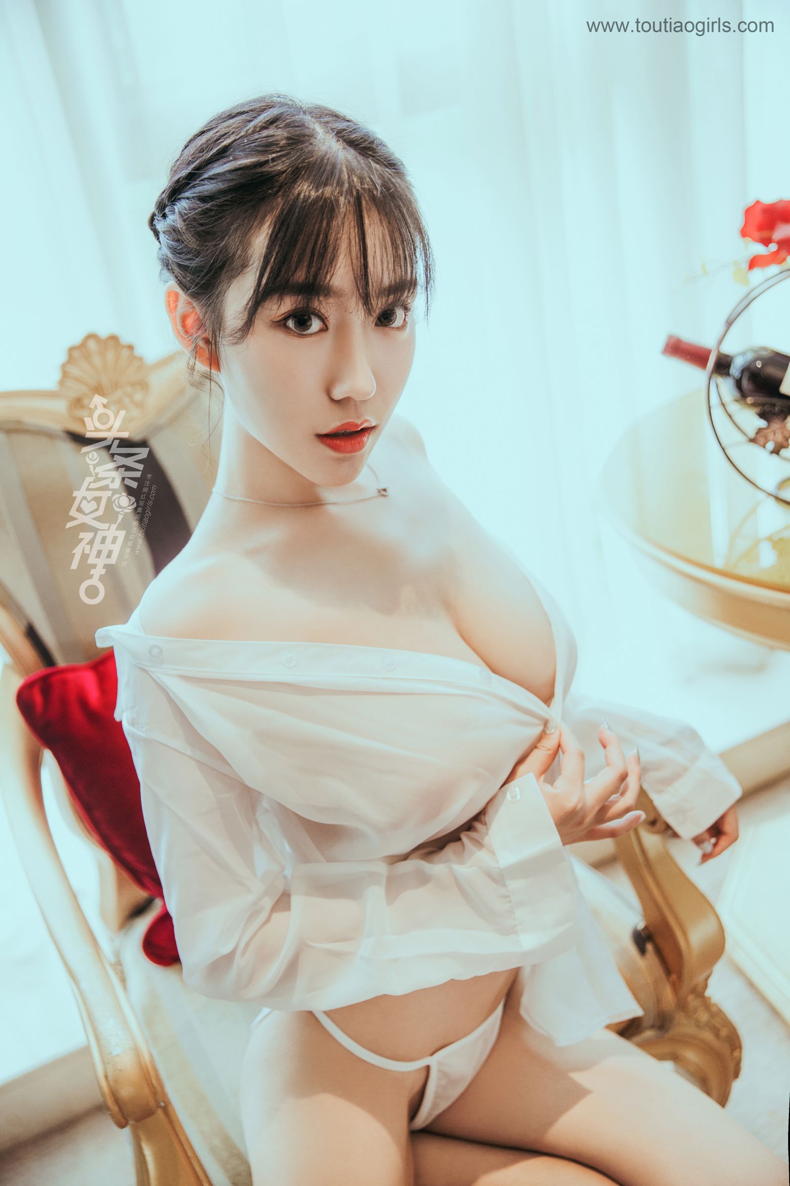 法语老师陈亦菲,明天还上课吗?