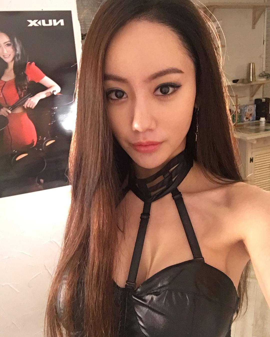 韩国火辣鼓手A-YEON,以鼓声重击我的心跳!