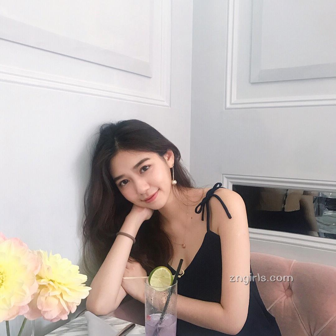 留美神级正妹「Cindy Huang」微甜又带点凶!